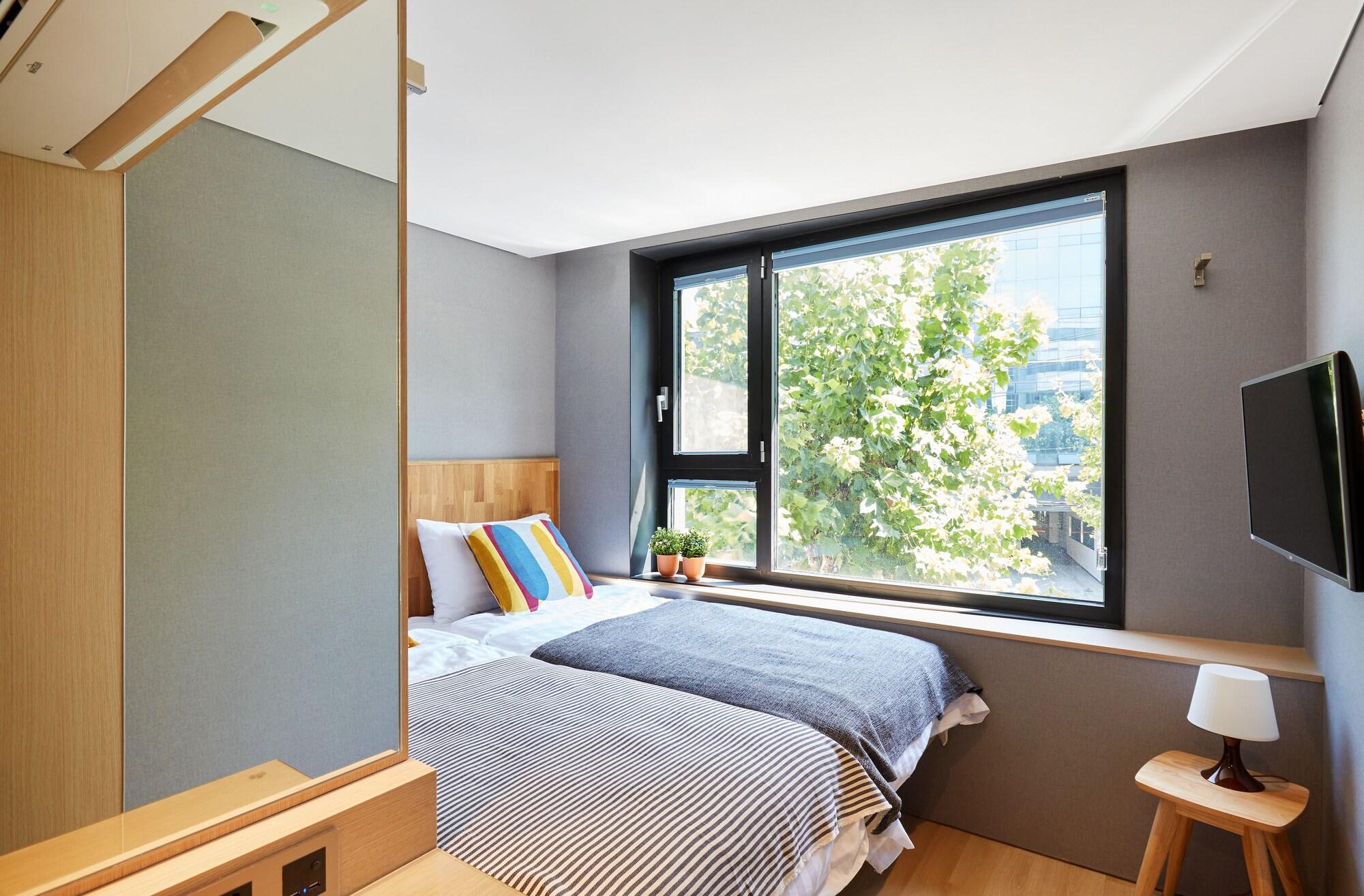 Hostel Cleo Seoul Hongdae מראה חיצוני תמונה