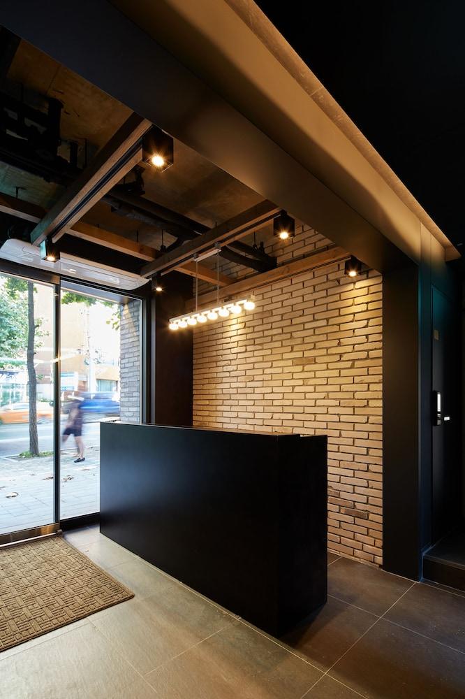 Hostel Cleo Seoul Hongdae מראה חיצוני תמונה