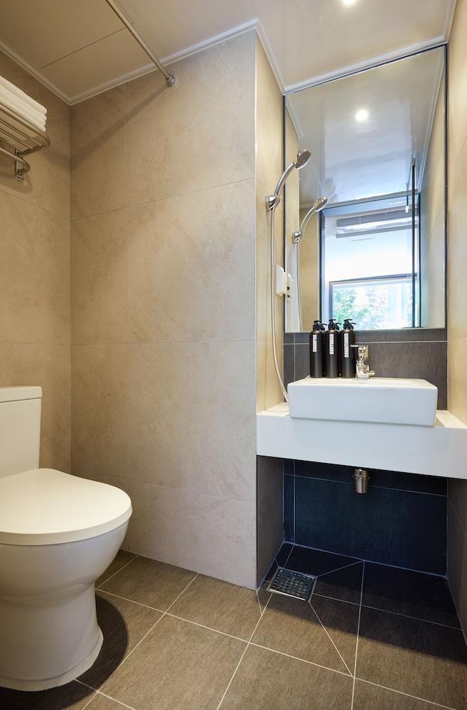 Hostel Cleo Seoul Hongdae מראה חיצוני תמונה