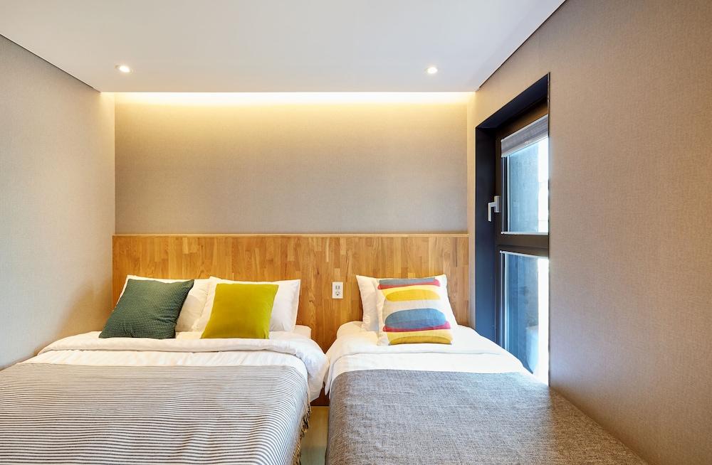 Hostel Cleo Seoul Hongdae מראה חיצוני תמונה