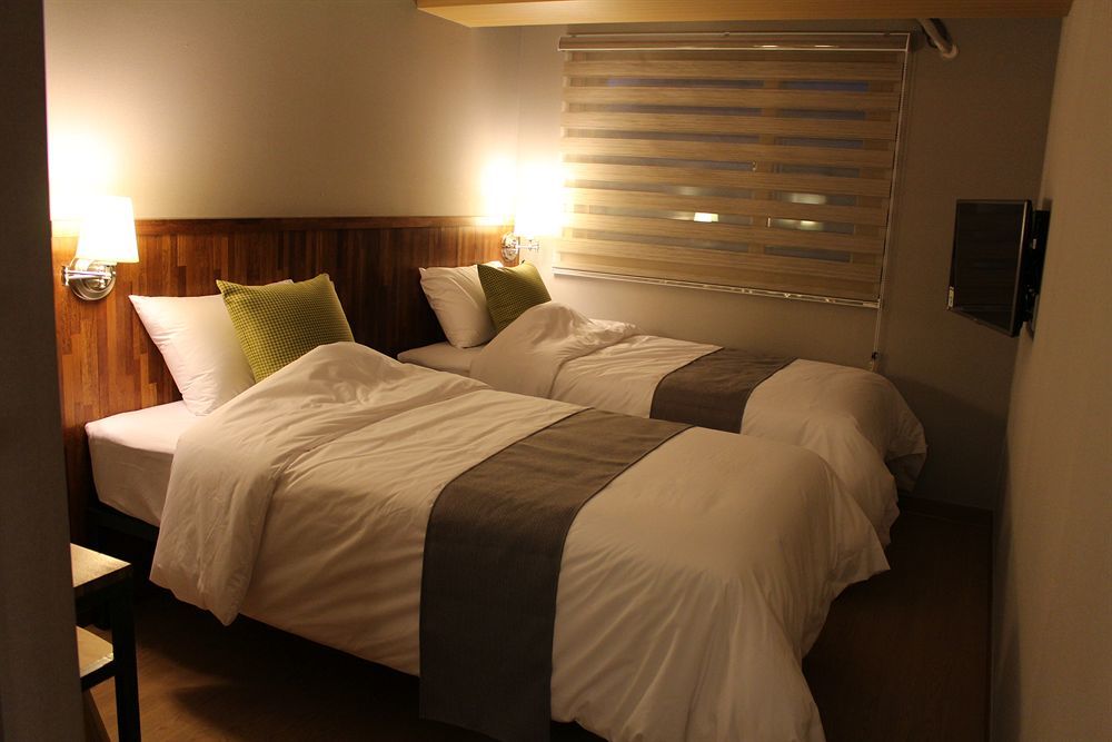 Hostel Cleo Seoul Hongdae מראה חיצוני תמונה