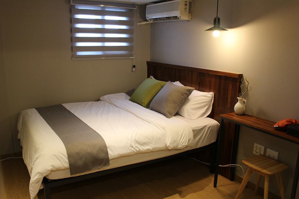 Hostel Cleo Seoul Hongdae מראה חיצוני תמונה